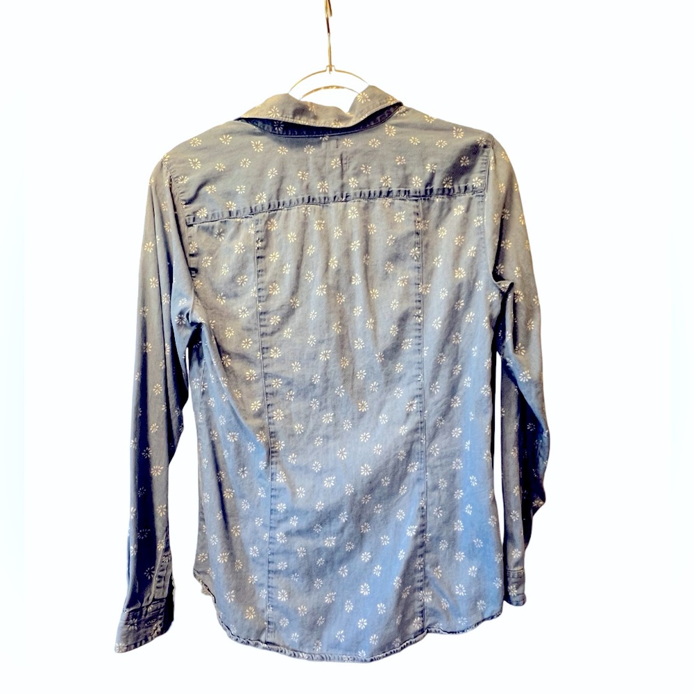 EUC Loft button up softened denim floral - size small - Picture 2 of 4
